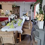 Landhauskiebel 3* Erden